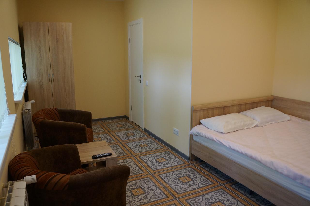 Olimpiyskiy Hotel Minsk Exterior foto